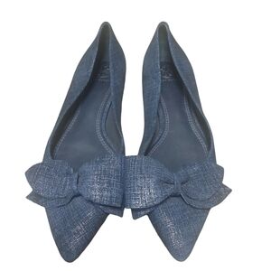 Tory Burch slip on flats. In a beautiful  suede blue color. Bow for accent.